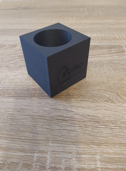 Gefäß eckig mit Logo