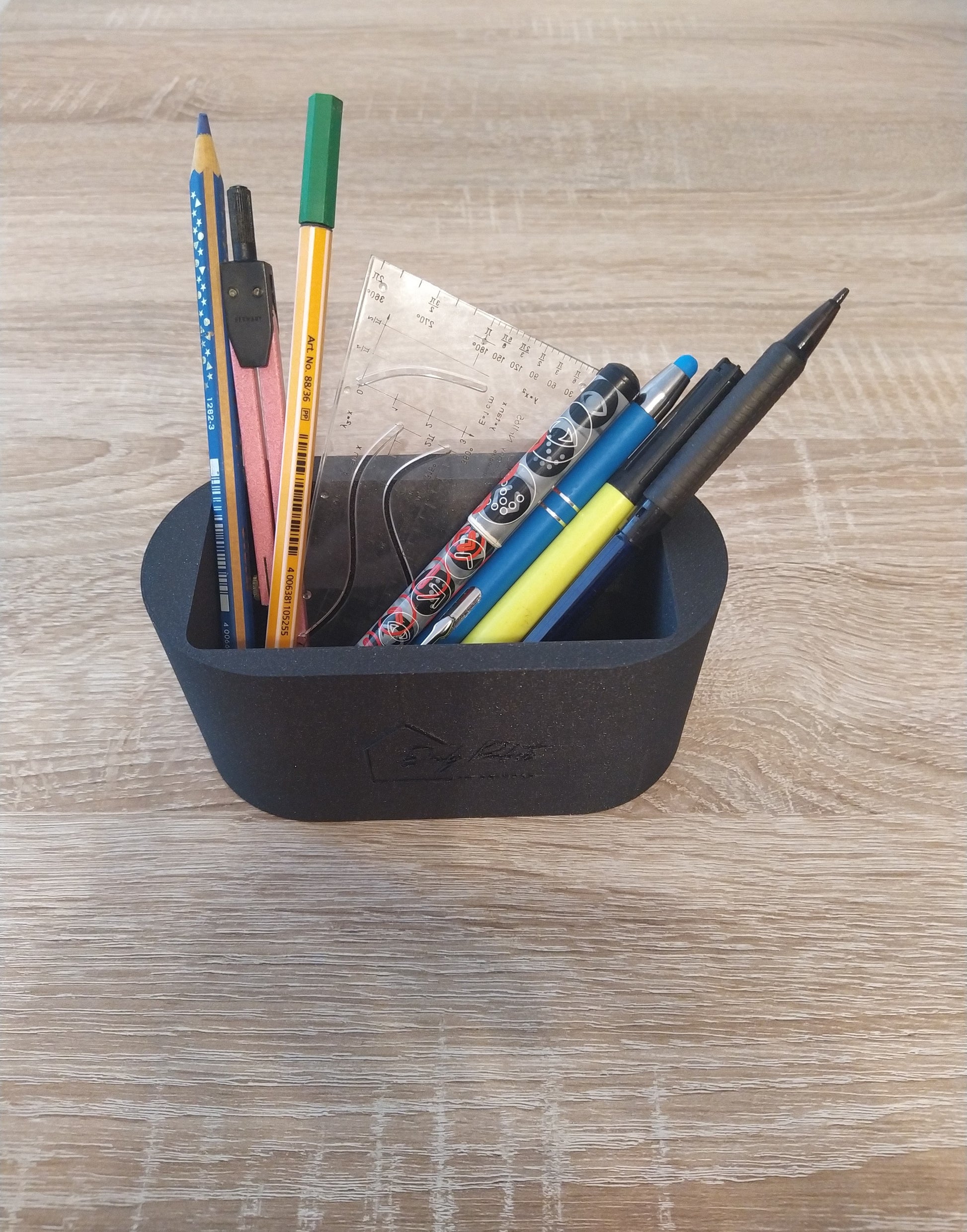 Organizer mit Logo und Stiften